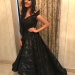 Jannat Zubair Rahmani Instagram – That Red dress brings me to my knees…Oh but that black dress makes it hard to breathe🖤
Wearing @brideandbeautifulcouture
Shoes @luluandskyofficial 
Styled by @bienmode  #ita2017