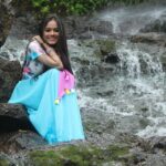 Jannat Zubair Rahmani Instagram - Pankti🍁 Tu Aashiqui starts today at 7pm on @colorstv I'll be live today at 2 pm IST On Instagram. All the questions related to Tu Aashiqui will be addressed ❣