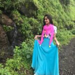 Jannat Zubair Rahmani Instagram – Colour is my day long obsession:)