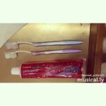 Jannat Zubair Rahmani Instagram - Ladies First 😂 Hey guys follow @ayaan_zubair_12 and help him reach 50k followers on instagram todayyyyyy 🎈