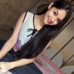 Jannat Zubair Rahmani Instagram - Be happy with the little you have. There are some people with nothing who still manage to smile :)