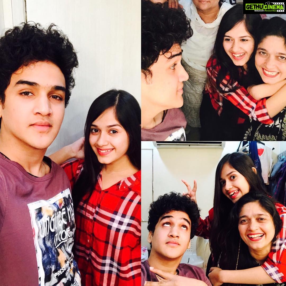 Jannat Zubair Rahmani Instagram - Happy Birthday to the most Hardworking and humble person @faisalkhan30 ..GOD BLESS YOU Faisal 💫💫🎉🎉🎉🎉🎊🎊