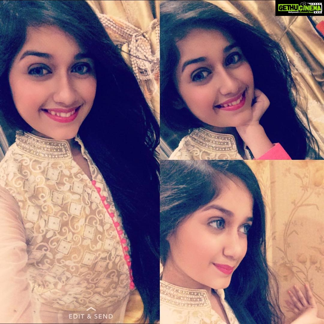 Jannat Zubair Rahmani Instagram - Happy Diwali Phir Se ....