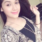 Jannat Zubair Rahmani Instagram - Have a nice day People 🤗