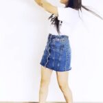Jannat Zubair Rahmani Instagram - Slaying it and Stayin Alive on the #BulletTrain 🕺 Are you up for the #BulletTrainChallenge? Remix this reel and let's see if you have what it takes! #BulletTrainMovie arrives in cinemas near you on August 5. #BradPitt