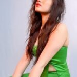 Jannat Zubair Rahmani Instagram - But you know I stay 💚 #jzee