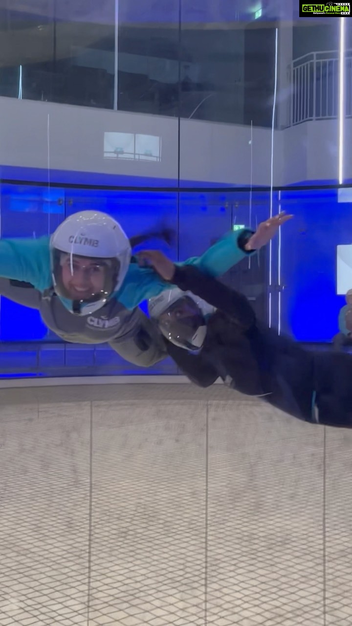 Jannat Zubair Rahmani Instagram - World’s biggest indoor sky diving🙆🏼♀️ #jzee @yasisland
