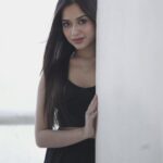 Jannat Zubair Rahmani Instagram - You are worth more than your second thoughts and maybes. #jzee 📸 @smileplease_25