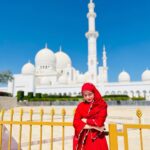 Jannat Zubair Rahmani Instagram - Jumma Mubarak 🤲🏻 So happy to be here #alhumdullilah My smile says it all 🙆🏼‍♀️ Sheikh Zayed Mosque