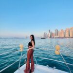 Jannat Zubair Rahmani Instagram - I like the view 🥺 📸 @doprahularora 👖 @leaclothingco Dubai, United Arab Emiratesدبي