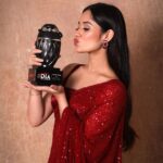 Jannat Zubair Rahmani Instagram - Best Entertainment Influencer ♥️ Can’t thank y’all enough for the love! Styled By:- @nehaadhvikmahajan 👗 Outfit:- @neerusindia MUAH :- @makeupbysurbhik @glamifiedbypooja 📸 @smileplease_25