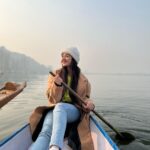 Jannat Zubair Rahmani Instagram - Caption pls? Dal Lake