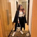 Jannat Zubair Rahmani Instagram - 🖤✔️ Srinagar, Jammu and Kashmir