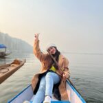 Jannat Zubair Rahmani Instagram - Caption pls? Dal Lake