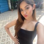 Jannat Zubair Rahmani Instagram – 💙💙
#nofilter