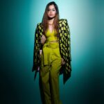 Jannat Zubair Rahmani Instagram - Throw me to the wolves and I’ll come back leading the pack.💚 Outfit @ranbirmukherjee Stylist @styledbysujata Muah @makeupbysurbhik @glamifiedbypooja