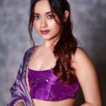 Jannat Zubair Rahmani Instagram - I purple you 💜 📸 @smileplease_25 👗 @janmaakshar 💄 @makeupbysurbhik 👩🏻 @brushandblushby_mrunal