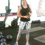 Kaniha Instagram - "Fitness is a need not a want." Done for the day💪 #f45training @f45_neelankarai #5050mobilitychallenge F45 Training Neelankarai
