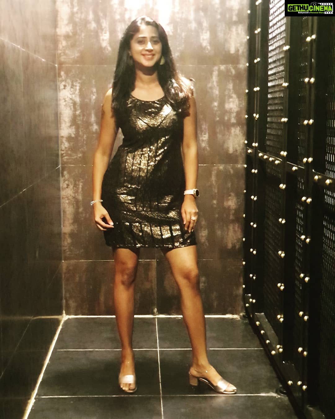 Kaniha Instagram - Bronzed up.. #tgif #fridayvibes #kaniha Chennai, India