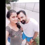 Kaniha Instagram - Sound On📣📣 When I dragged Shyam to do a karaoke and recorded ourselves singing one of my fav songs. Was so much fun doing this..laughing,giggling and goofing around as always..