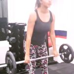 Kaniha Instagram - Work towards staying healthy and fit,It's never too late to start..Dont wait for a Monday,a right day,next week,next month.. Just get started.All you need is discipline and consistency.You are not convincing anyone..Don't need to give excuses coz you are answerable to Yourself. You owe yourself good health.. Three cheers to staying healthy and fit.🤗 This is how I ended my day. Thank you @chotuat for motivating me❤ #f45neelankarai #hiitworkout #resistanceworkout #stayfit