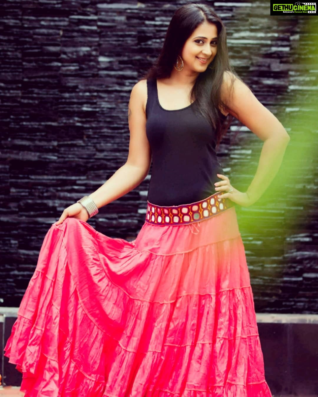 Kaniha Instagram - "Life will be Amazing when you are the right kind of weird"😋😋