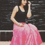 Kaniha Instagram - Feeling all Girly in my pink long skirt.. Have a fab day!! #pinkskirt #tanktop #girlythings
