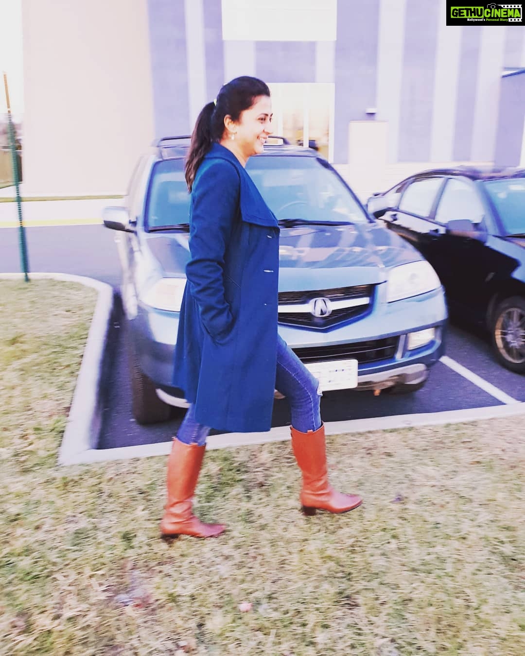 Kaniha Instagram - One step at a time..what's the hurry? I love to live the moment always... #candidclick Ashburn, Virginia