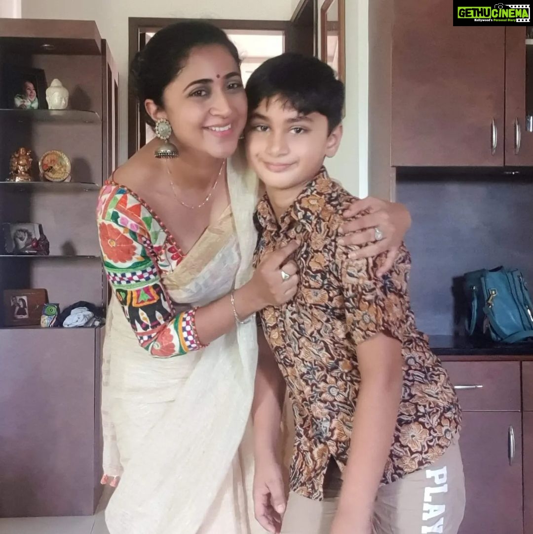 Kaniha Instagram - Happy Vishu to all my dear Malayali friends. May this year bring you lots of prosperity,happiness and good health. My prayers & Wishes. ❤️ #happyvishu #goodvibes