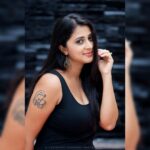Kaniha Instagram - Be your own beautiful! #beyourself #lifeisbeautiful 📷 @iam_chandroo 🤗 Chennai, India