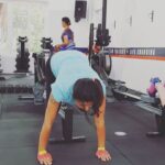 Kaniha Instagram - "You are always a workout away in setting your day right" ##Bear crunches on a rowing machine## #nosweatnogain @f45_neelankarai
