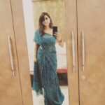 Kaniha Instagram - Wearing a 10 year old Bandhini saree I picked up at an exhibition andd hurray the 10 year old blouse fits😋😋 #smalljoys #sareelove #ethnic #bandhinilove #navratri