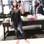 Kaniha Instagram – Playing Mannequin while rest of the family shops..😊😋
#mall #shopping #mannequin #blackanddenim 
#kaniha Phoenix MarketCity (Chennai)