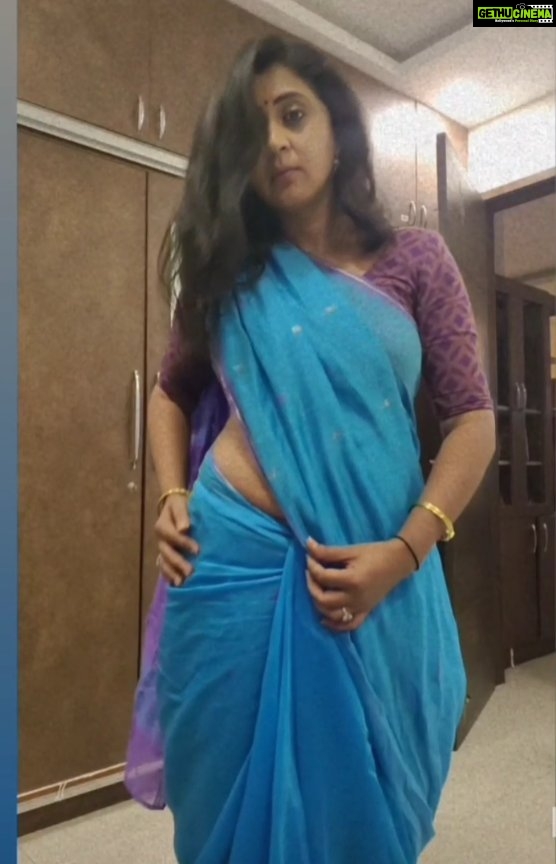 Kaniha Instagram - Classy yet sexy Subtle yet bold Aren't sarees the prettiest on a woman? #sareelove #loveforsarees #sareelover Chennai, India
