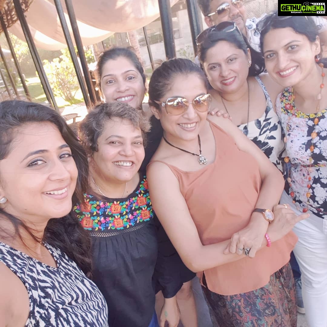 Kaniha Instagram - Happy Bday @g3manoj dear Loveyou for who you are... Wish you the best always.. @ramya_krishnan_official #happybirthday #friends