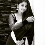 Kaniha Instagram - "With innocence in her eyes and shyness in her smile she stood there and looked straight into you" #bindi#jhumka#blackandwhitephotography #kaniha#ethnic#sareelover