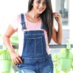Kaniha Instagram - #stayhappystayyoung #denim #dungree
