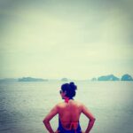 Kaniha Instagram - Somewhere in the middle of nowhere..#seabliss #memyselfandi#beachlove #zodiaccancer#subtle #Throwback#phiphiisland#sea