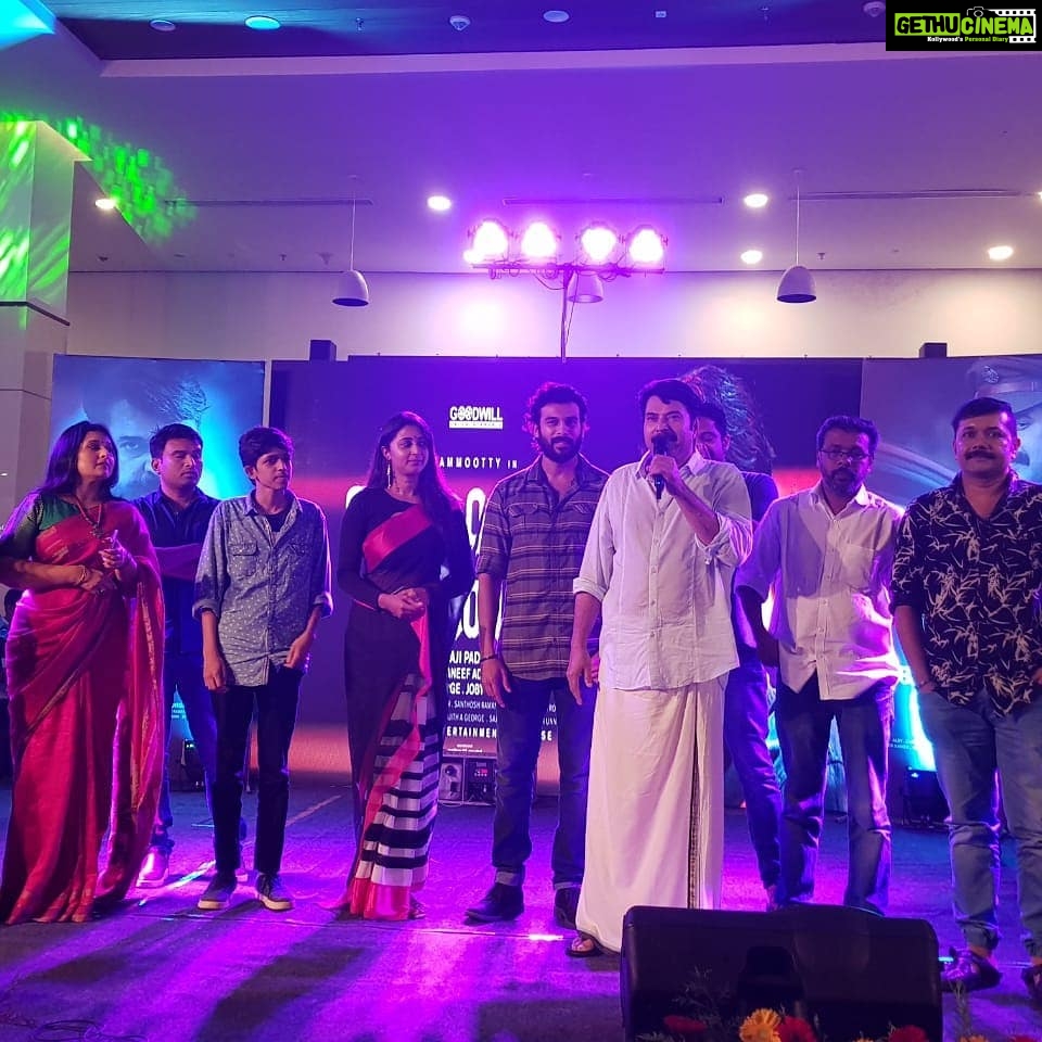 Kaniha Instagram - Calicut Hilite mall What an awesome energetic crowd. #abrahamintesanthathigal @mammootty @anson__paul