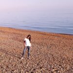 Kaniha Instagram - Lovely beach at Brighton #brighton#pebblebeach#kissedbythesun🤩