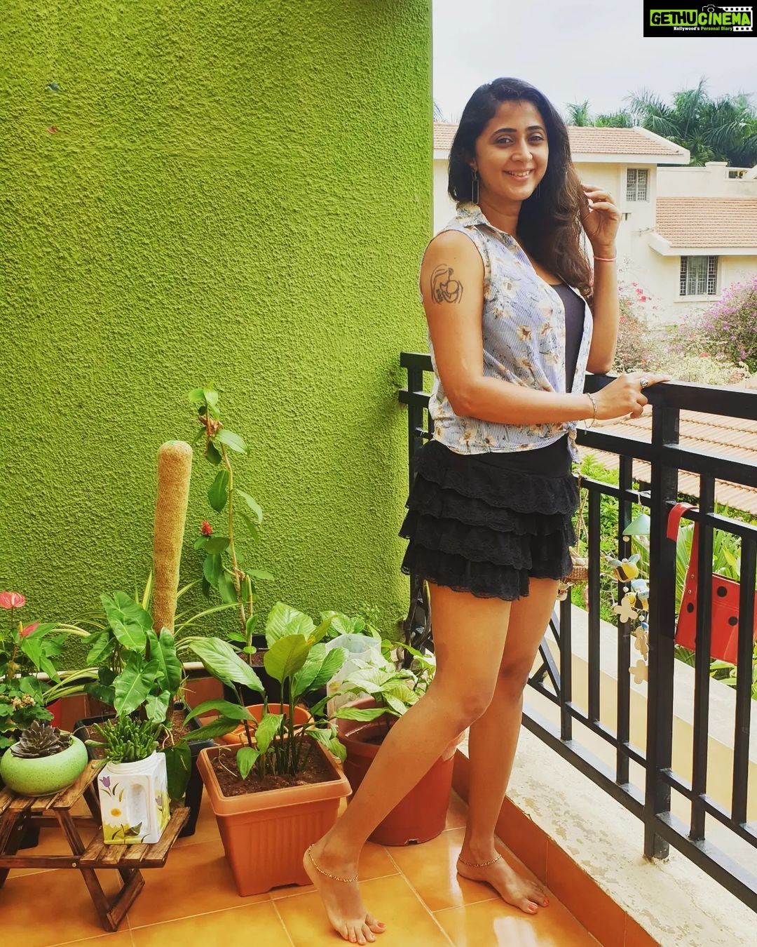 Kaniha Instagram - Age is a mindset, Age is an attitude, Age is just an effin* number!! Dreams and passion don't know Age !! #lifeisbeautiful #lifeisgood #ageisjustanumber #livelifetothefullest #happyme #happyspace ce