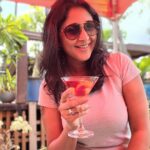 Kaniha Instagram - Sometimes the best moments come to you when you least expect them. People too!! Bangalore, India