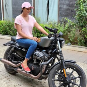 Kaniha Instagram - Happiness 💕
Have always wanted to learn to ride these big bikes but fear came in between.. 
Today I  let go of that fear and experienced true joy and thrills with this monster!!

#nevertoolatetolearn #kickthefear #bikergirls #girlsonbike #harleydavidson