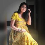 Kaniha Instagram - Just adding a lil bit of yellove on your wall!! 💛💛💛 #smileaway #lifeisgood #justkeepgoing Chennai, India