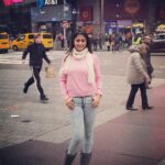 Kaniha Instagram – When you can’t travel,
Flip through memories and live it up!

That’s why memories  are special ❤

#newyorkcity #newyork #timesquare #imissamerica Times Square, New York City