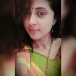 Kaniha Instagram - You can never go wrong with these six yards of elegance! @inde_loom #happyvibes #smile #sareelovers #sixyardsofelegance Chennai, India