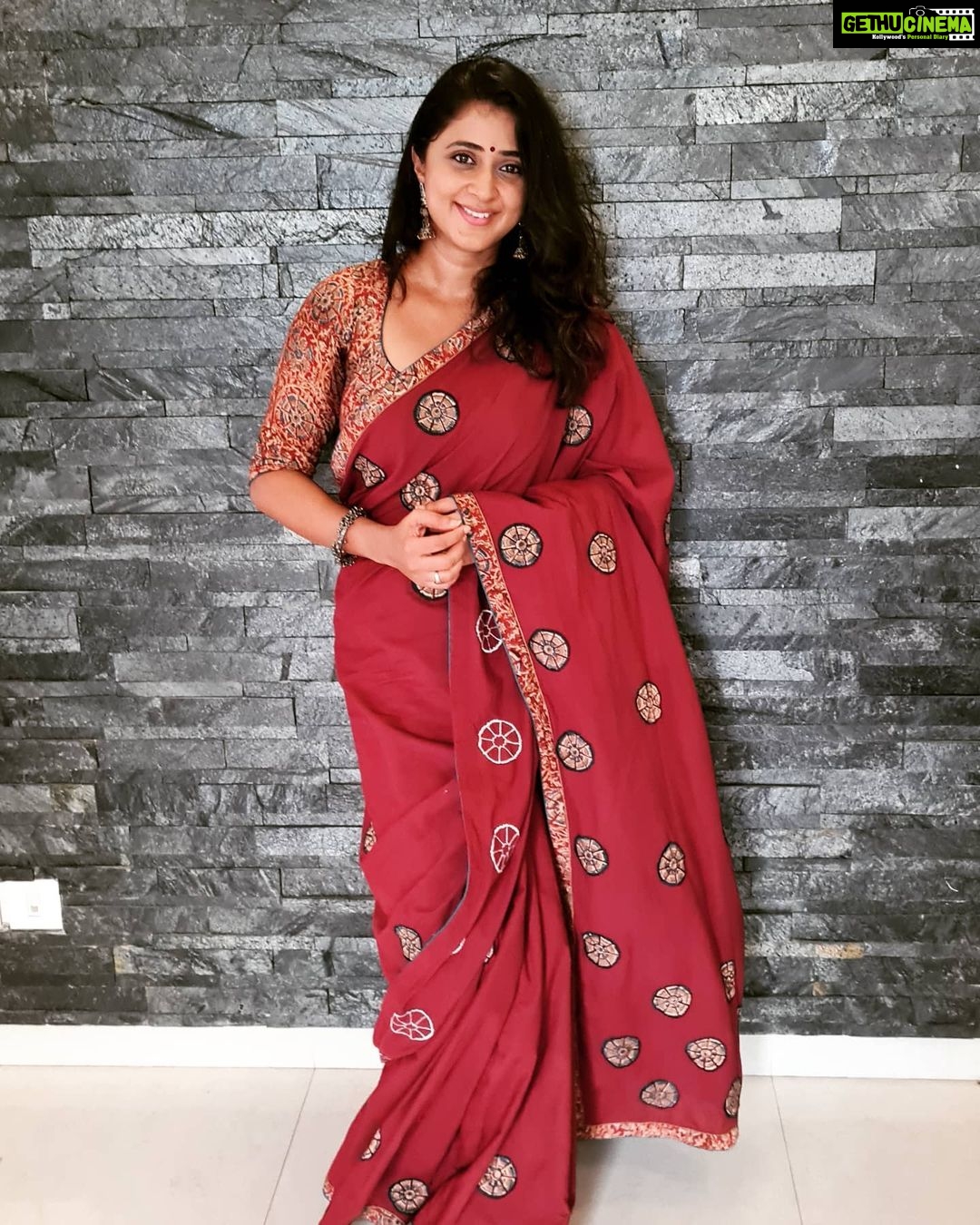 Kaniha Instagram - If you've been following me for a while you'll know I choose being Real over being perfect. Real attracts real. Thankful for all those real ones in my life You know who you are. ❤ #bereal #berealnotperfect #real Chennai, India
