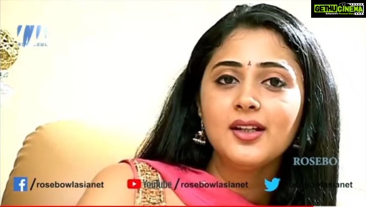 Kaniha Instagram - An interview snippet, I guess from the year 2007, which I chanced upon the internet!! Wow I'm glad I'm one hell of a consistent person๐๐ See I never mince ma words!! My goal in life still remains the sam:to live life as it comes and seek happiness ๐๐ And that 1 quality I hate about myself:still remains the same.. Being so sensitive โนโน #throwback #flashback #lovemyself Chennai, India