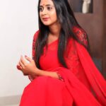Kaniha Instagram - Coz I miss seeing myself in a saree! ❤ #redlove #sareelove #redsaree #redlipstick
