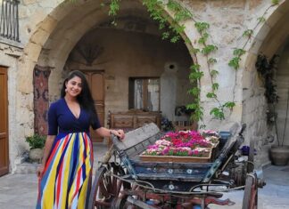 Kaniha Instagram - A pretty town full of history.. "Cappadocia" And yes I finally went on the hot air baloon!! Ticked off an item on ma bucket list ..yipppie yayyy! #turkeytravel #turkey #cappadocia #hotairballoon
